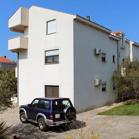 Amado/lozic Apartamento Zadar
