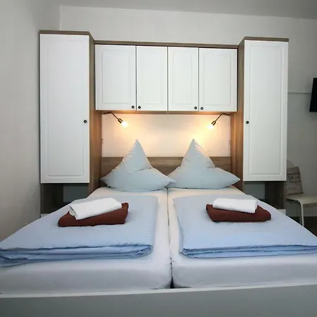 Amado/lozic Apartamento Zadar