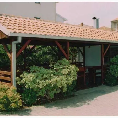 Amado/lozic Apartamento Zadar