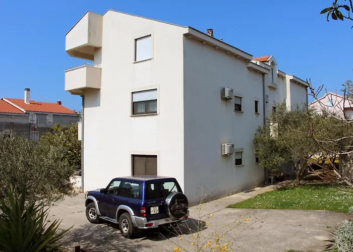 Amado/lozic Apartment Zadar